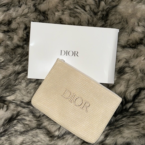 Dior Raffia Pouch - Picture 3 of 4